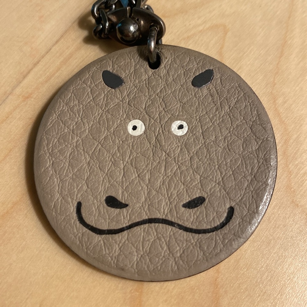 HERMÈS RARE Hippo Leather Bag Charm Limited Edition - Picture 3 of 7